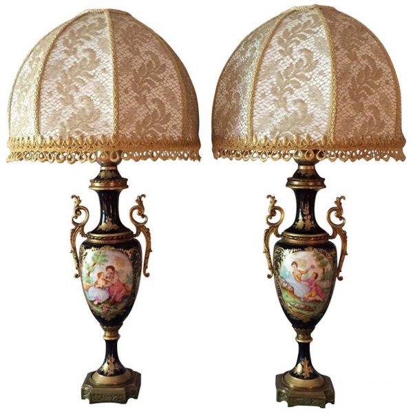 Pair of 20th century Italian Porcelain Table-lamps