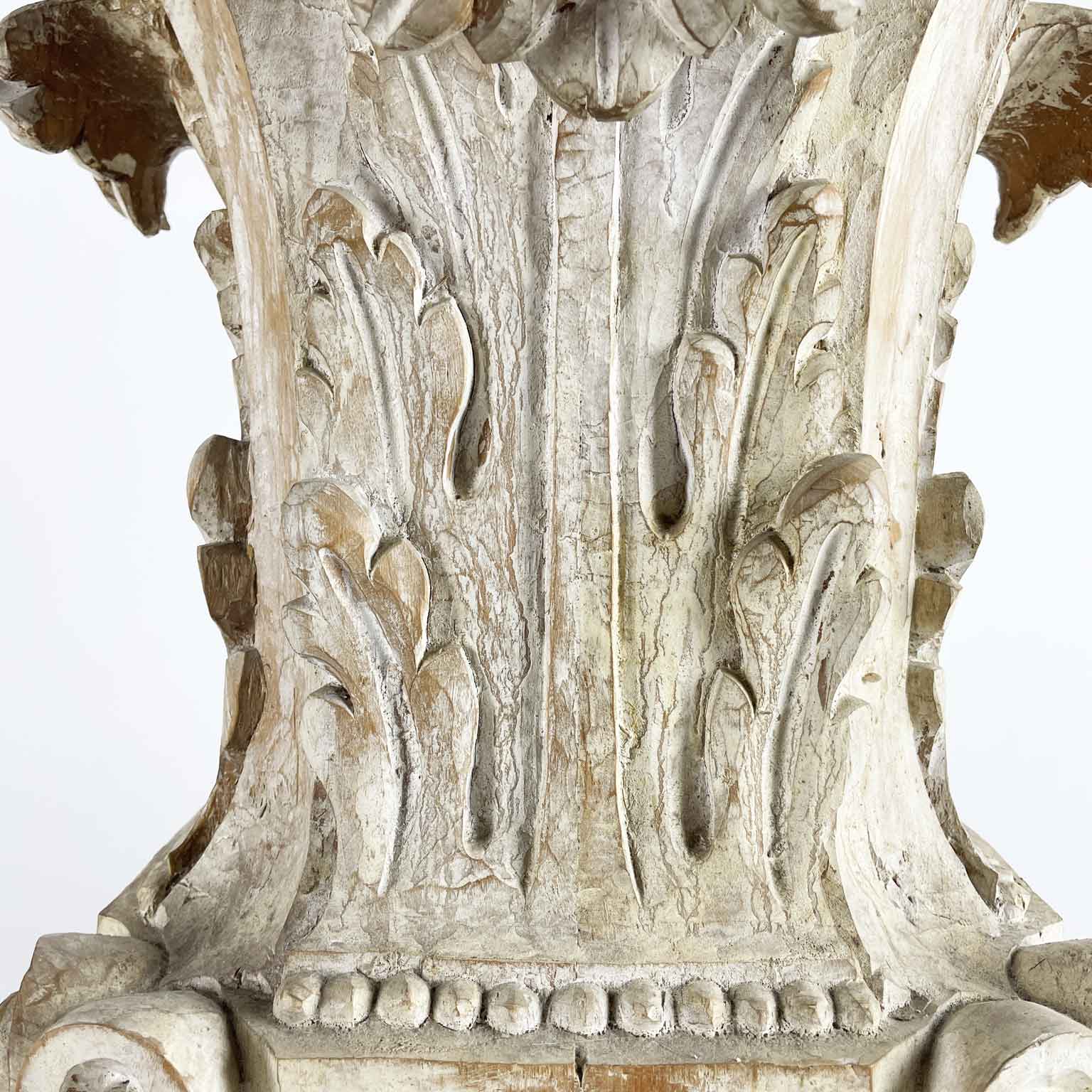 coppia di capitelli intagliati a foglia di acanto firenze 1900 f