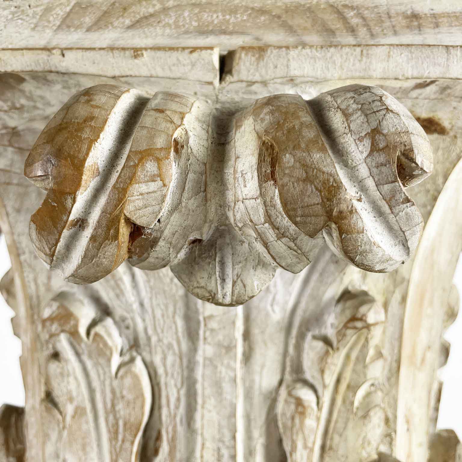 coppia di capitelli intagliati a foglia di acanto firenze 1900 g