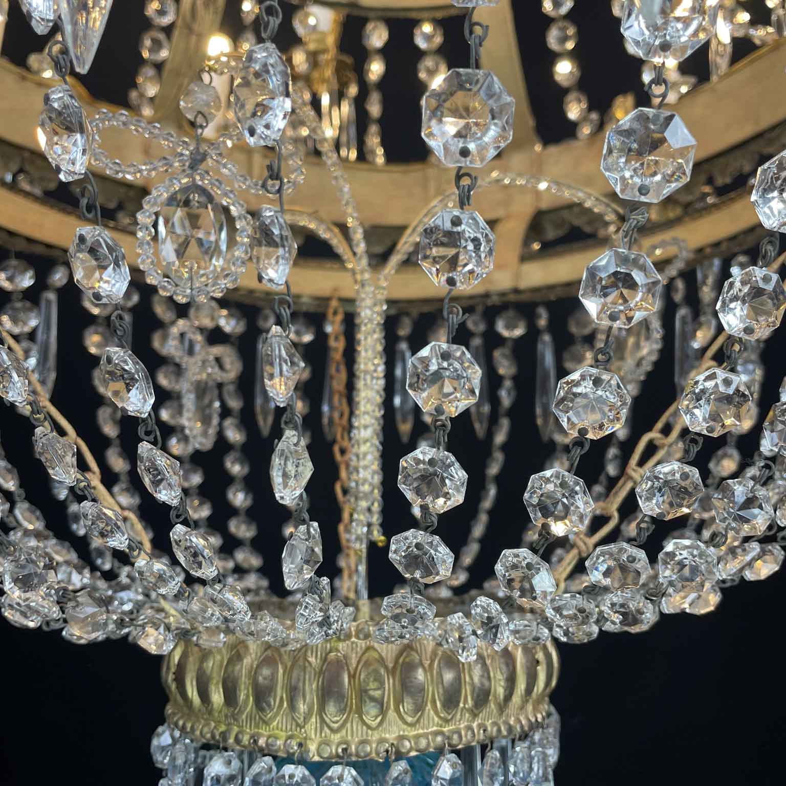 grande lampadario impero fine 1700 a 18 luci in cristallo e ottone dorato d