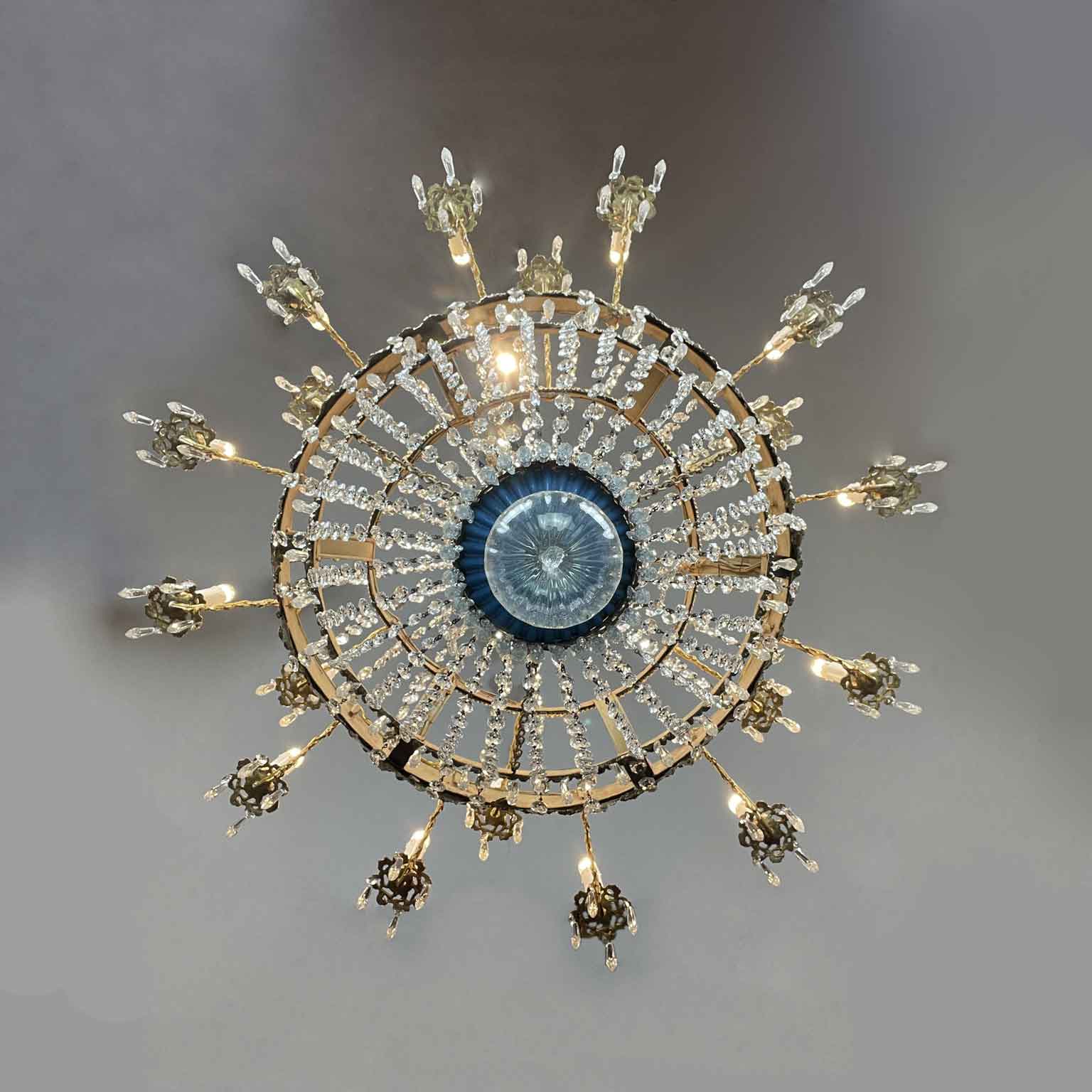 grande lampadario impero fine 1700 a 18 luci in cristallo e ottone dorato n