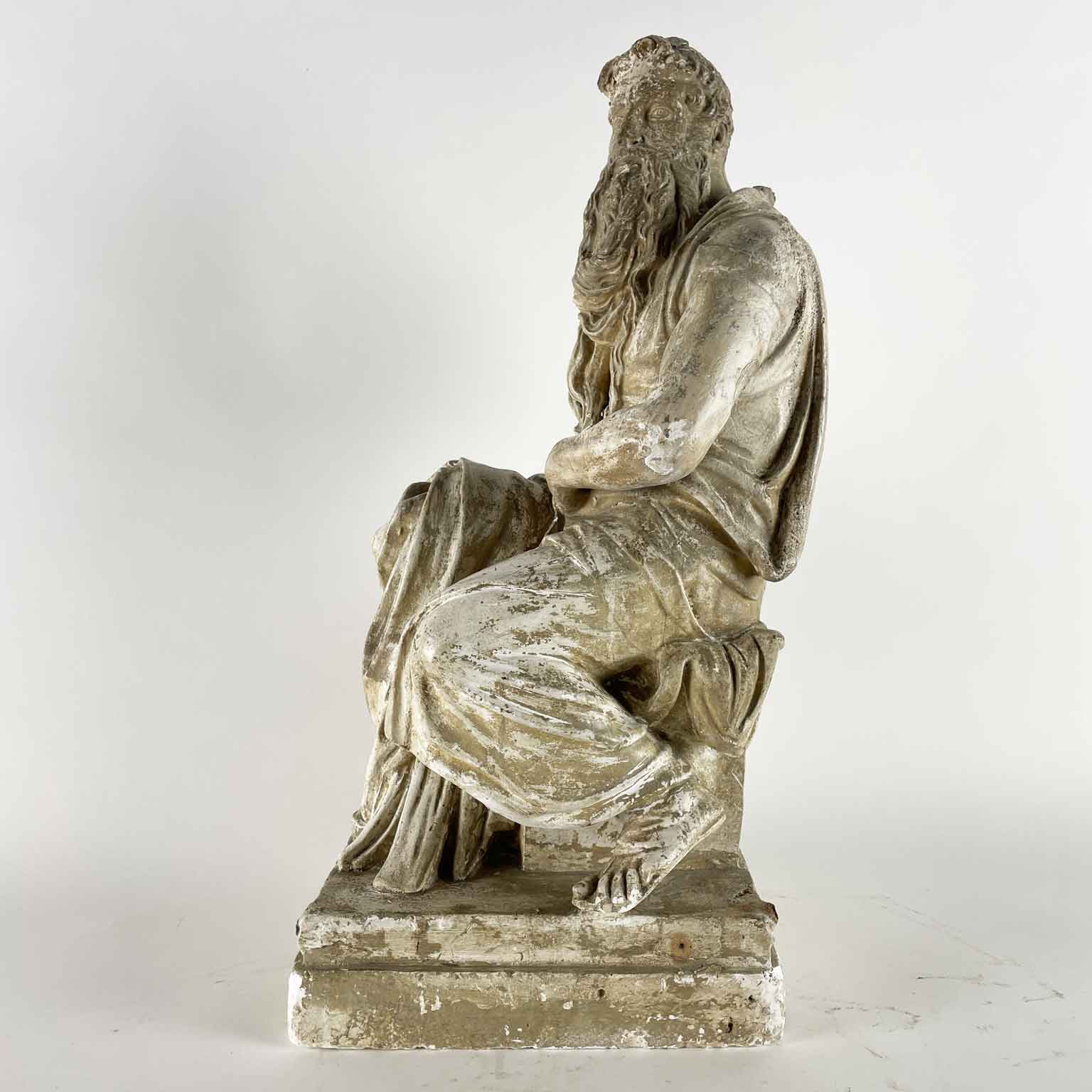 figura in gesso di mose a