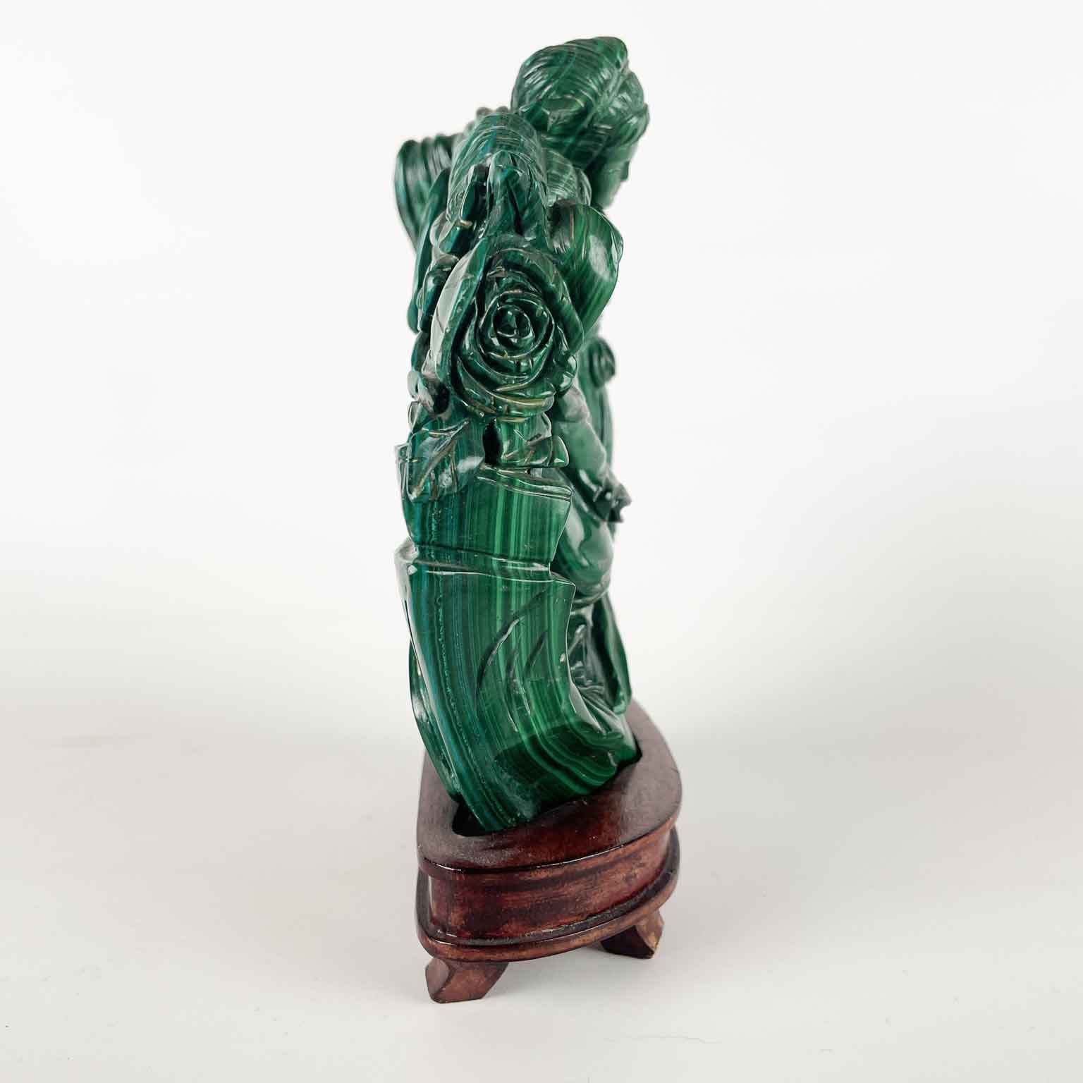 coppia di figure femminili in malachite a