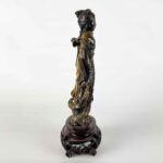 figura di donna cinese in occhio di tigre 1960 circa c