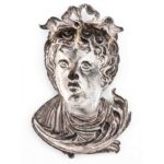 volto in metallo argentato ex voto b