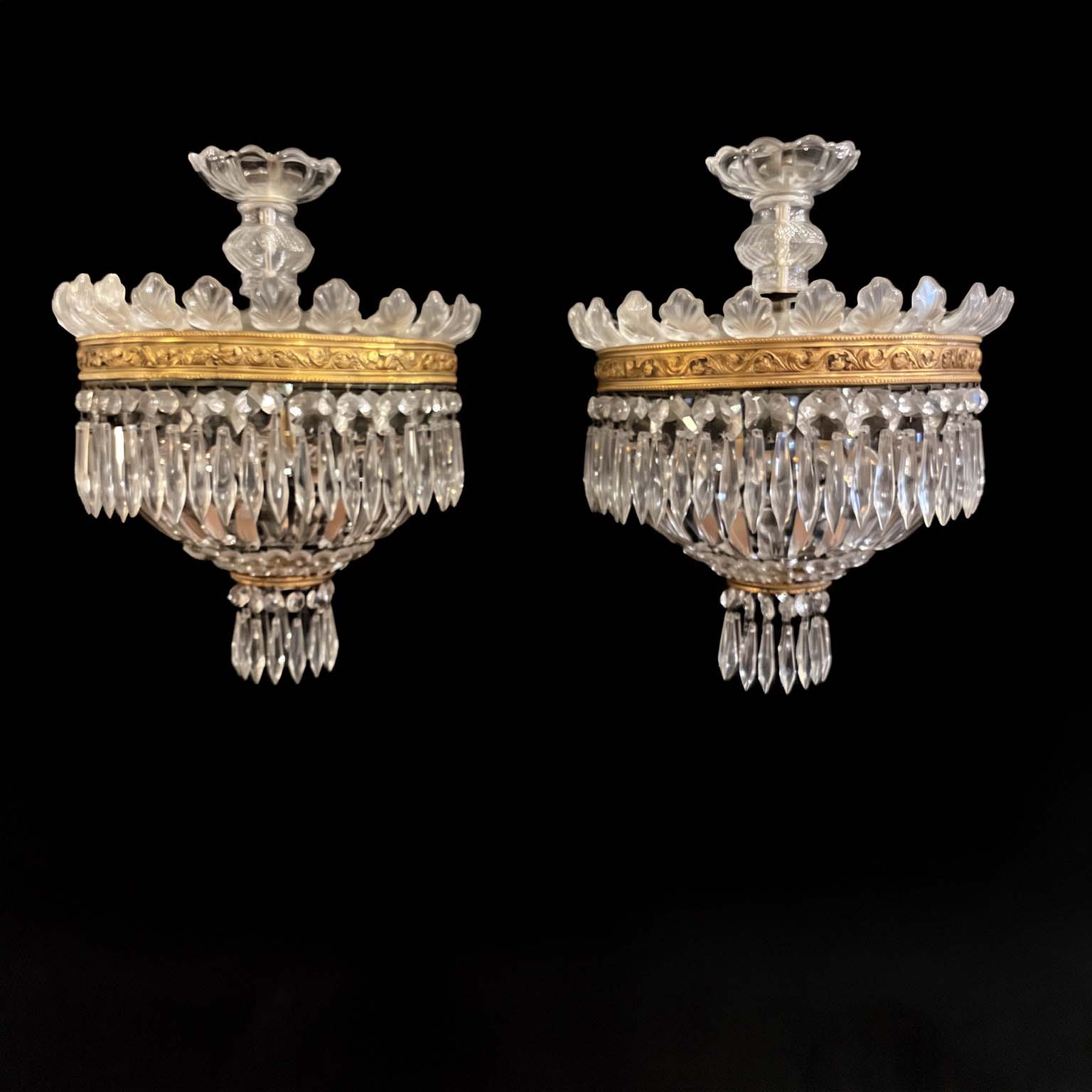 pendant di plafoniere in bronzo e cristallo